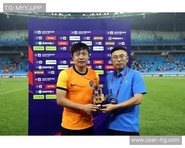 郑龙成功转型成为青岛海牛助理教练开启新篇章 郑龙成功转型成为青岛海牛助理教练开启新篇章