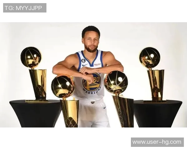 小波特本赛季表现亮眼12场比赛至少25分5记三分仅次库里并列华子第二