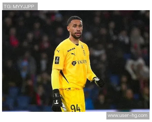 塞内加尔新星迪奥在科莫比赛中受伤法布雷加斯社交媒体遭到猛烈批评