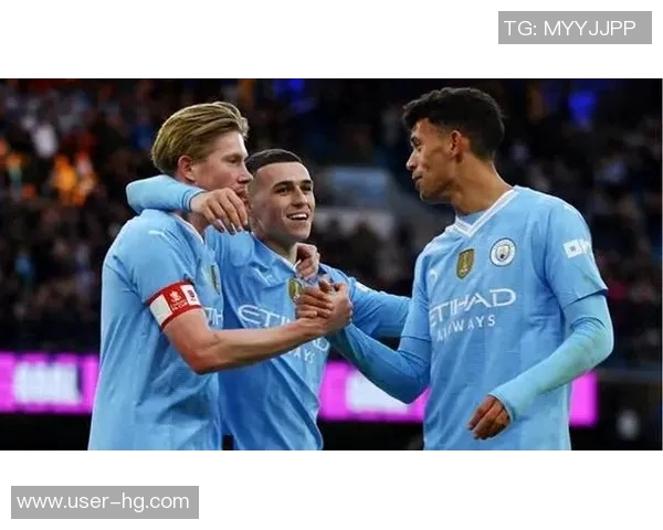 曼城新援塞梅尼奥首秀在即队友福登和B席热情欢迎